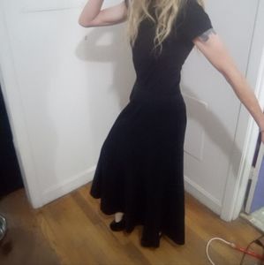 Floor length flared high quality black skirt, small